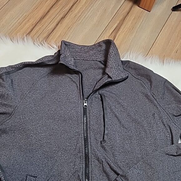 Lululemon Kung Fu Jacket II - Picture 5 of 5